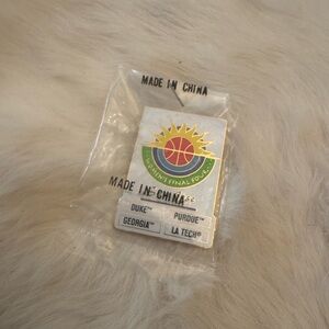 New 1999 NCAA  Women’s  Final Four Pin